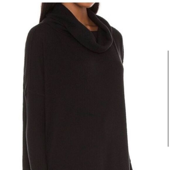 Free People Juicy Long Sleeve Waffle Weave Split Back top versatile, slimming - Picture 3 of 5